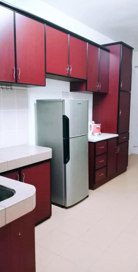 Homestay Mama Razzin Kuala Kangsar Exterior foto